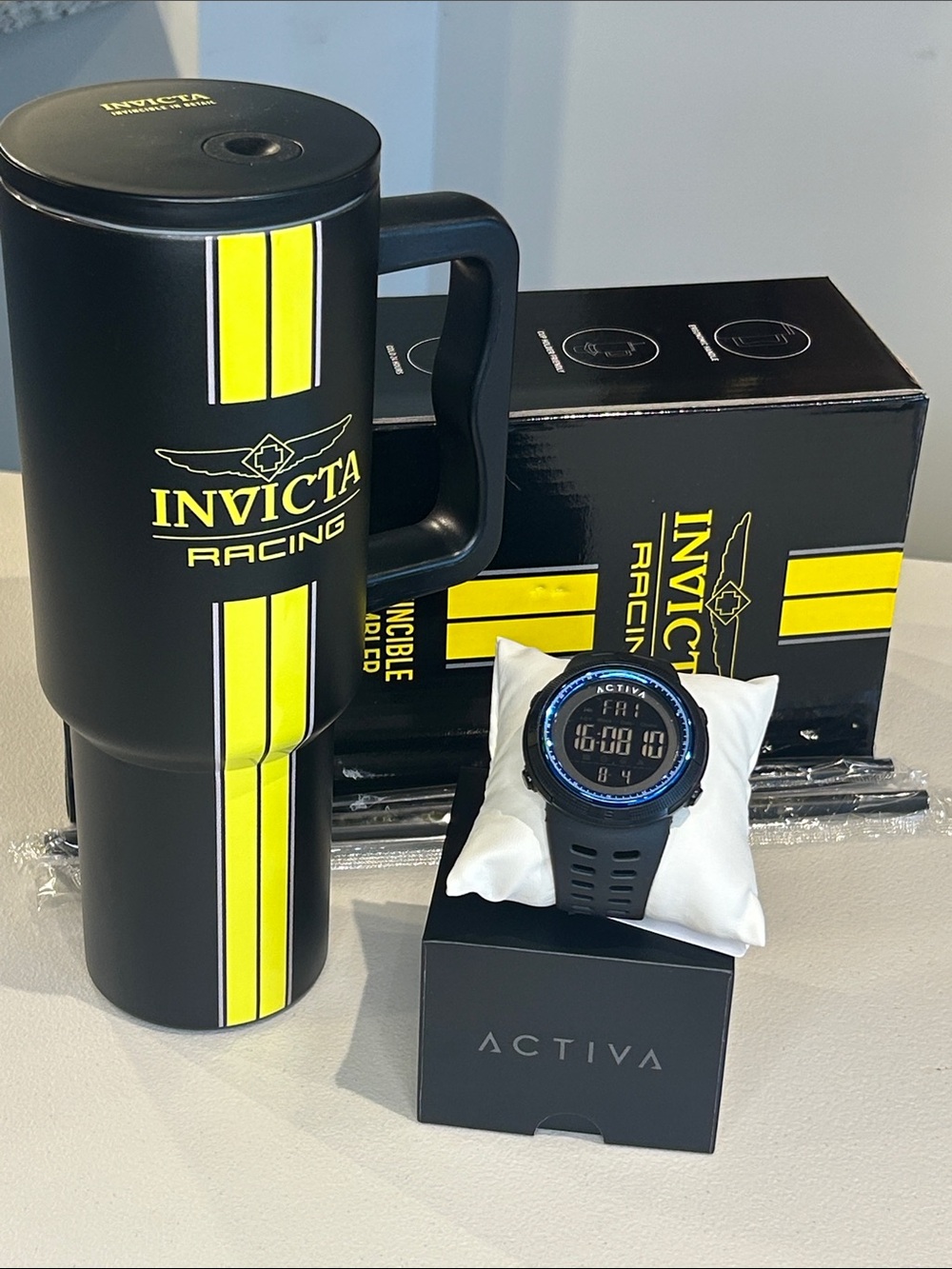 Activa Digital Sports Timepiece by Invicta with Invincible Tumbler Unisex NWT